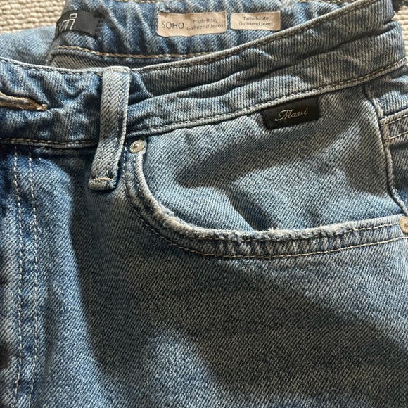 MAVI JEANS SOHO HIGH RISE GIRLFRIEND - 27 - Picture 4 of 7